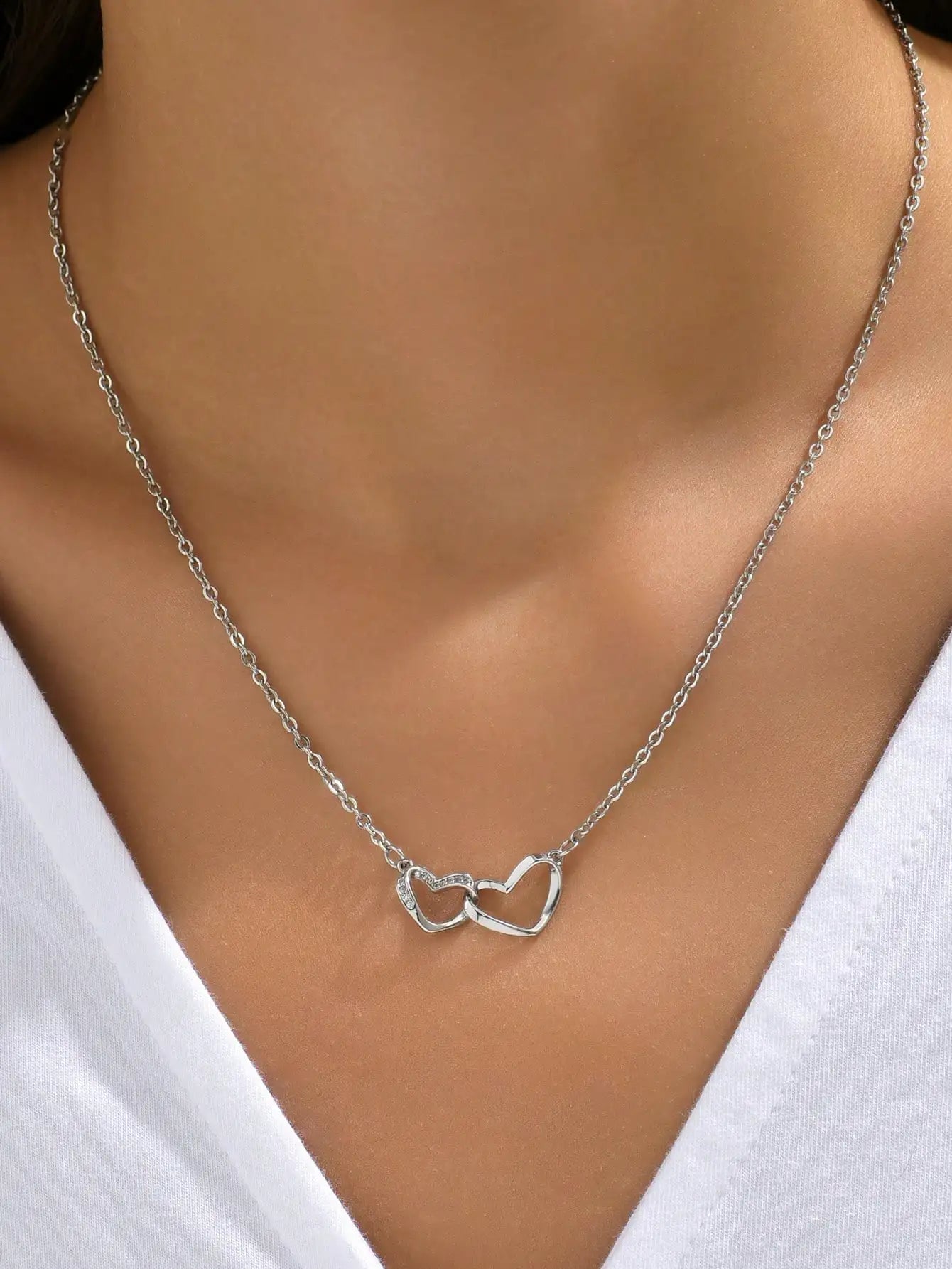 Double Heart Chain Necklace – Elegant Fashion Jewelry Gift for Her